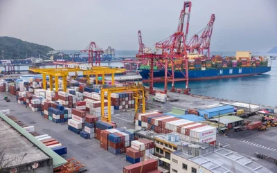 Steps to prepare for tariff volatility and a possible restructuring wave