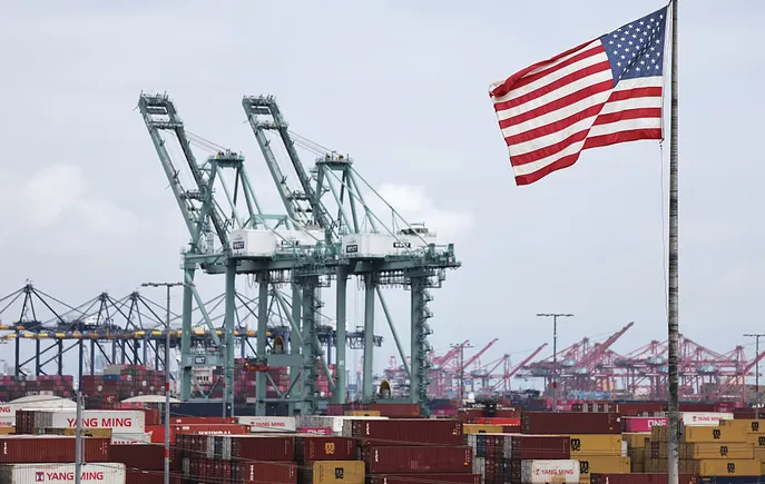 Finance chiefs do an about-face on economic concerns
