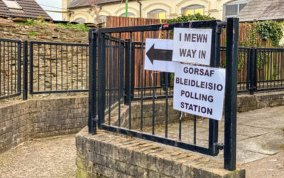 Elusennau ac ymgyrchu: myfyrdodau cyn yr etholiad i’r Senedd ac etholiadau lleol