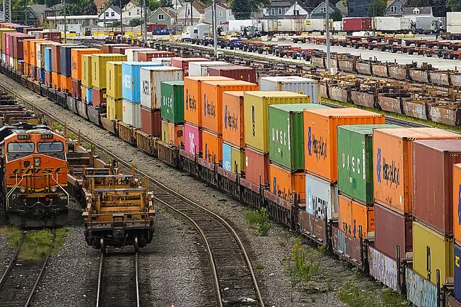 Beyond tariffs, a storm of pressures is hampering SMB supply chains